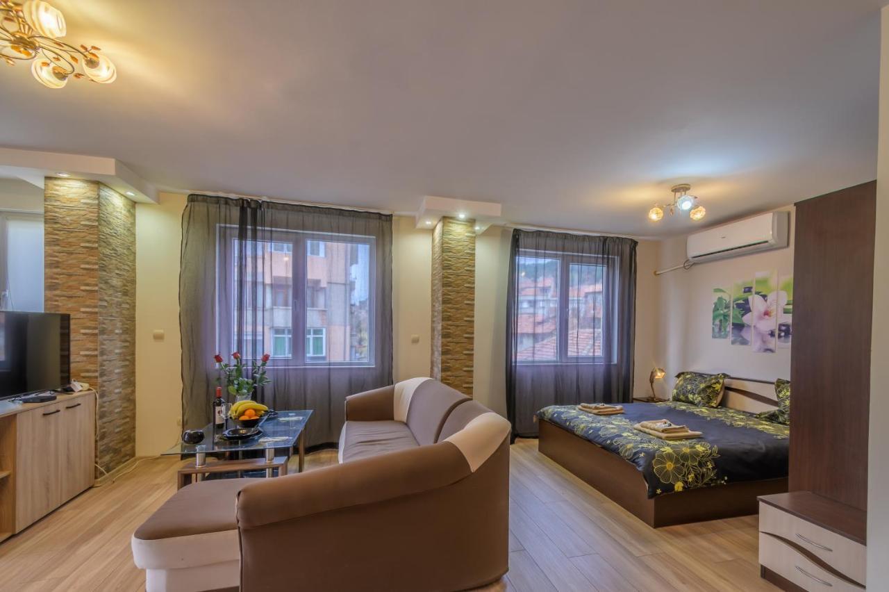 Cozy & Delightful Apart & Aubg & Free Garage Parking Blagoevgrad Buitenkant foto